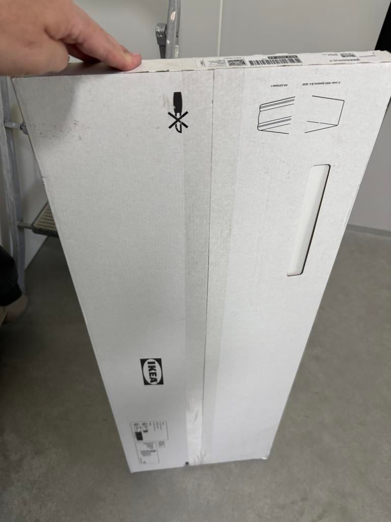 IKEA Bergshult plank met Granhult ophangsysteem - Nieuw, Huis en Inrichting, Ophalen, Nieuw
