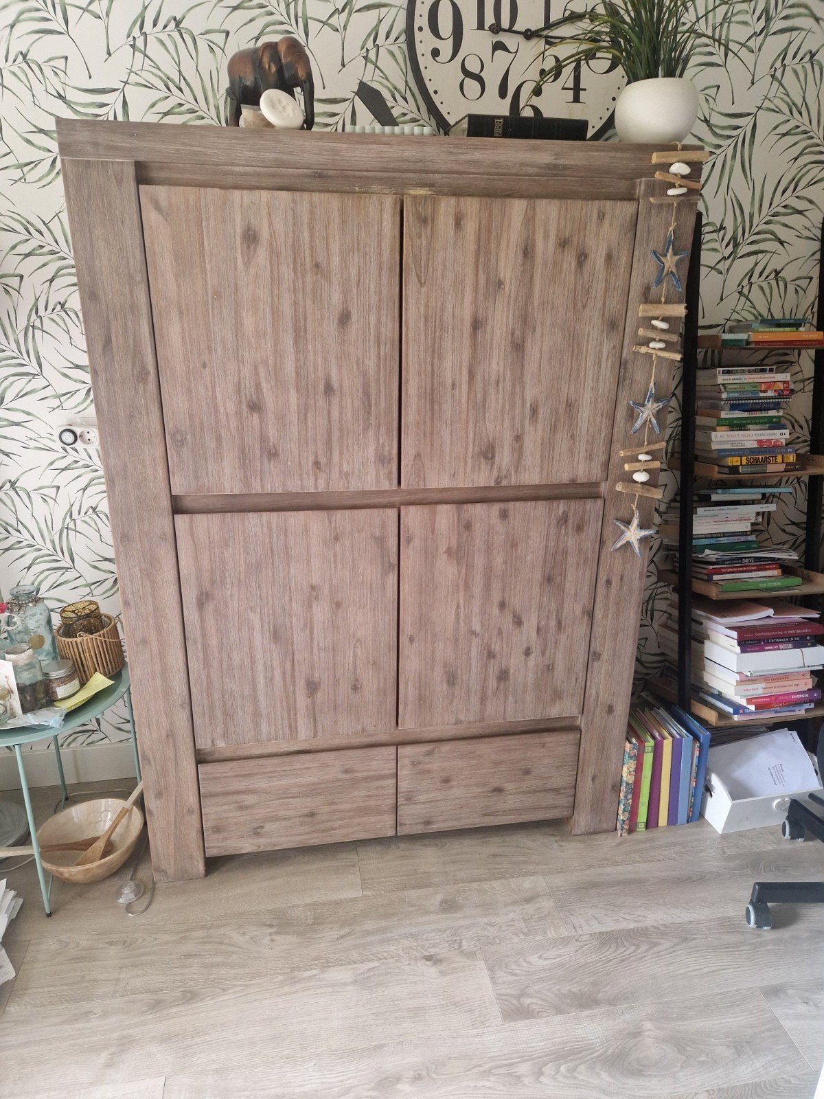 Mooie ruime buffetkast Pronto, Ophalen, Gebruikt, 150 tot 200 cm, 25 tot 50 cm