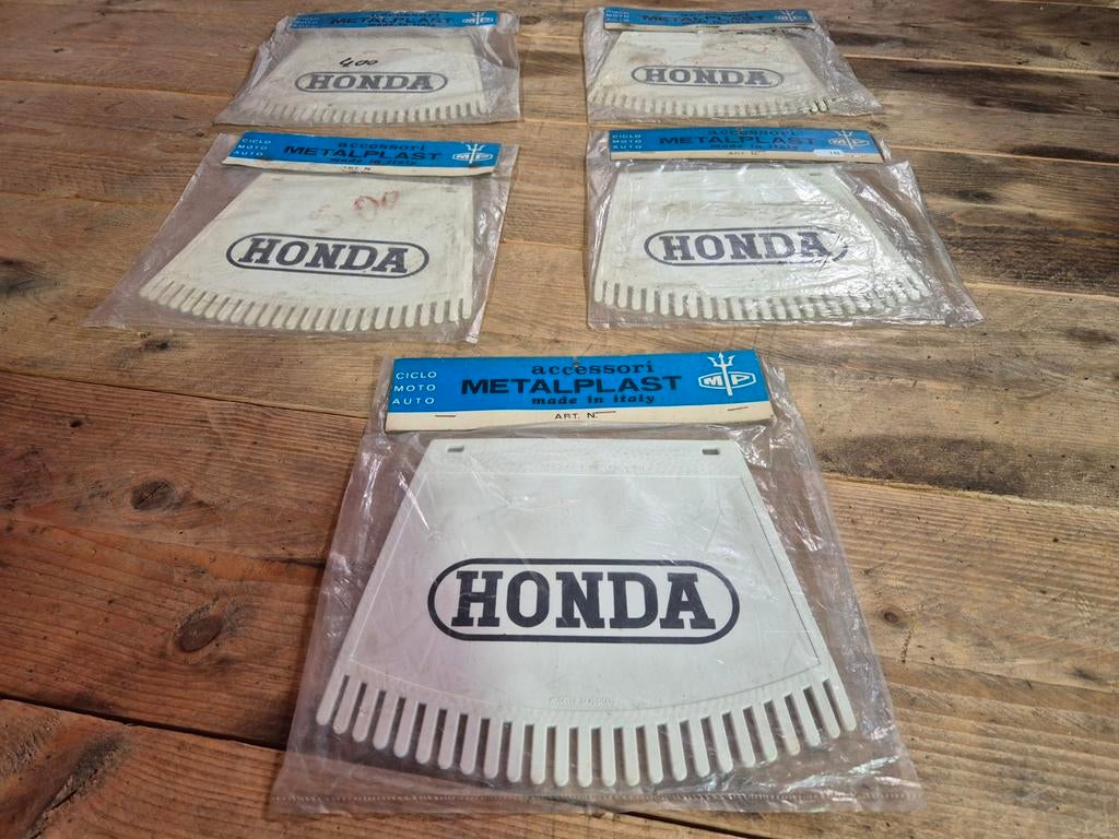 Nieuwe spatlappen voor de oldtimer, Ophalen of Verzenden