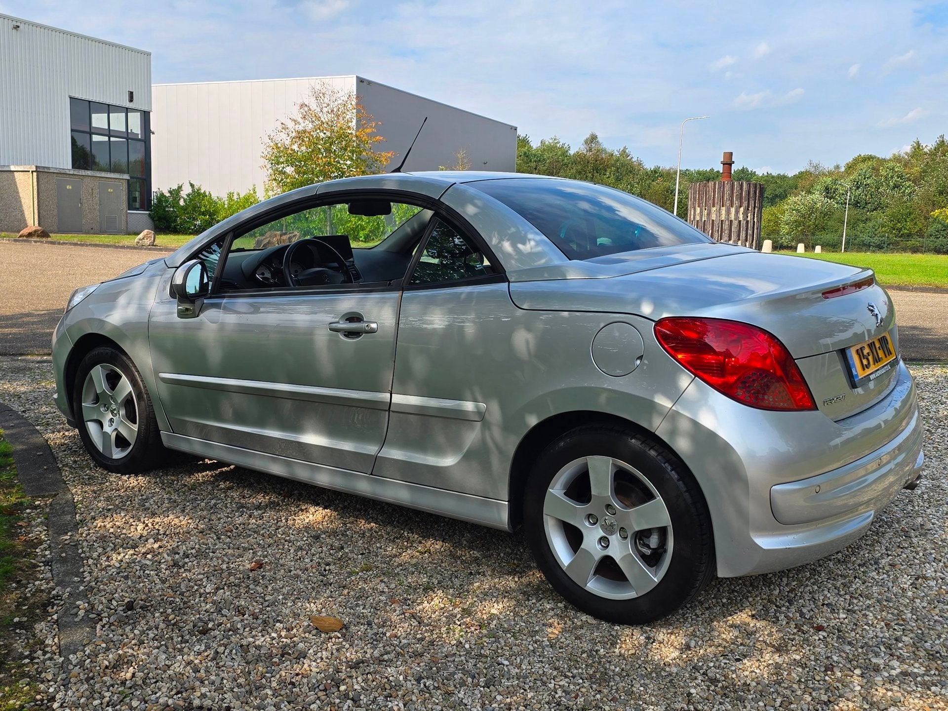 Peugeot 207 CC 1.6-16V T Sport AIRCO/leer, Voorwielaandrijving, Gebruikt, 4 cilinders, 4 stoelen