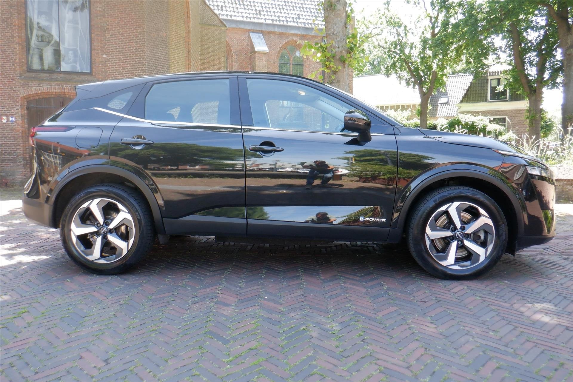 Nissan Qashqai E-power 190pk N-Connecta, Auto's, 12 maanden, Gebruikt, Zwart, Bedrijf