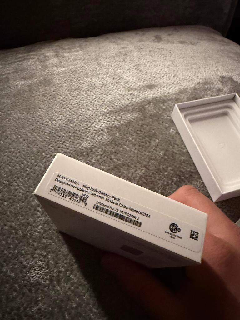 Apple MagSafe Batterij Pack - Nieuw in doos, Telecommunicatie, Mobiele telefoons | Batterijen en Accu's, Ophalen of Verzenden