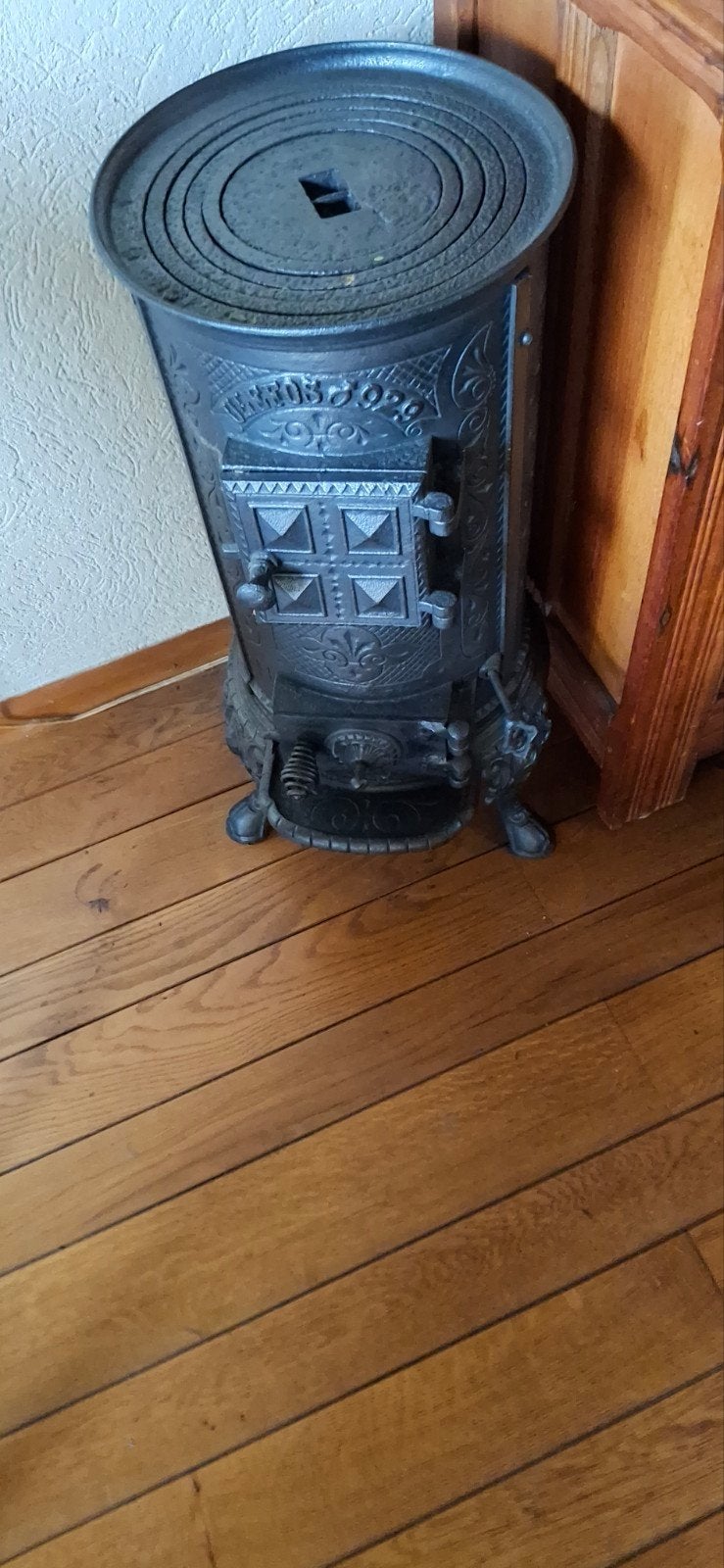 Antieke gietijzeren kachel - Decoratieve houtkachel, Huis en Inrichting, Kachels, Ophalen, Gebruikt, Houtkachel, Vrijstaand