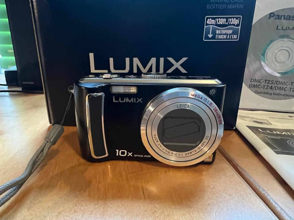 Lumix DMC-TZ5 camera met onderwaterhuis en accessoires, Audio, Tv en Foto, Fotocamera's Digitaal, Ophalen, Gebruikt, Compact, 4 t/m 7 keer