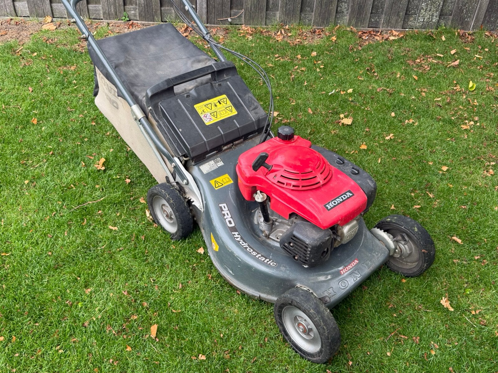 Honda 536 hydrostaat meskoppeling opvangbak, Tuin en Terras, Ophalen, Cirkelmaaier, Versnellingen, Zo goed als nieuw
