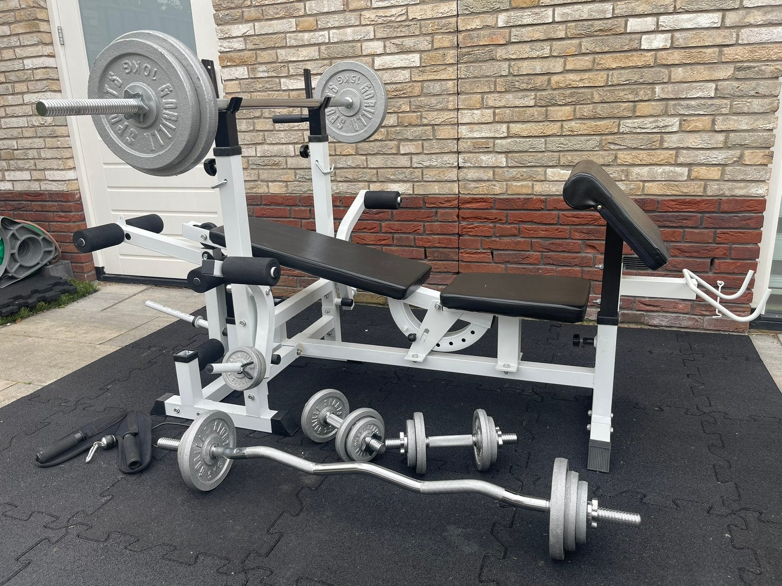 Gorilla Sports Halterbank met 108kg  topset!! Compleet, Ophalen, Zo goed als nieuw, Benen, Halterset
