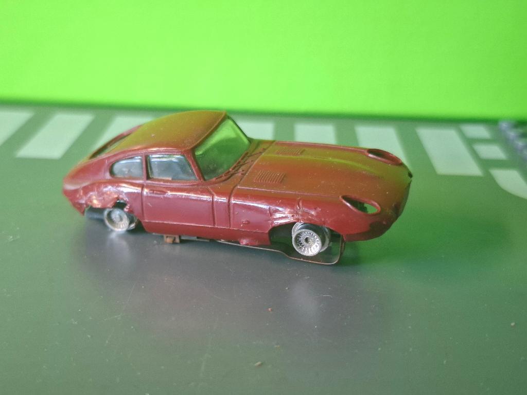 Faller - Jaguar E-type [rood] 1/72, Hobby en Vrije tijd, Ophalen of Verzenden, Gebruikt, Auto