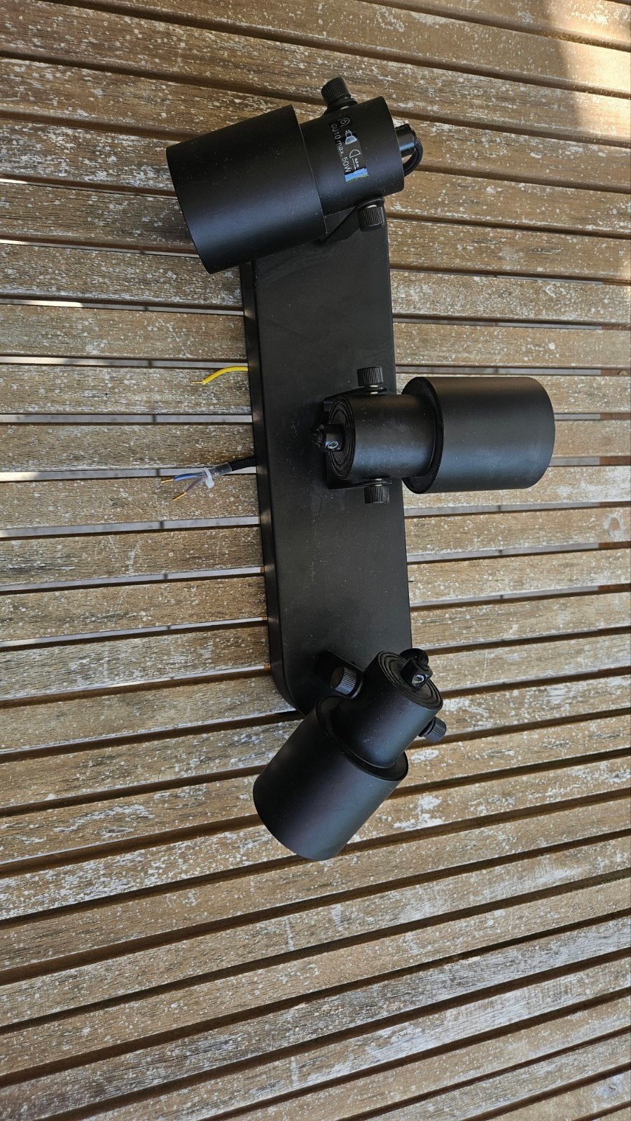Karwei spots 3x zwart metaal, mat glas, richtbaar, Huis en Inrichting, Lampen | Spots, Ophalen