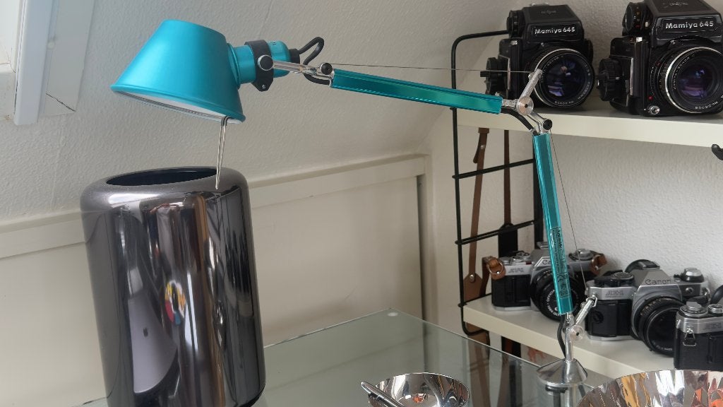 Artemide Tolomeo tafel lamp blauw, Ophalen of Verzenden, Zo goed als nieuw, Metaal, 50 tot 75 cm