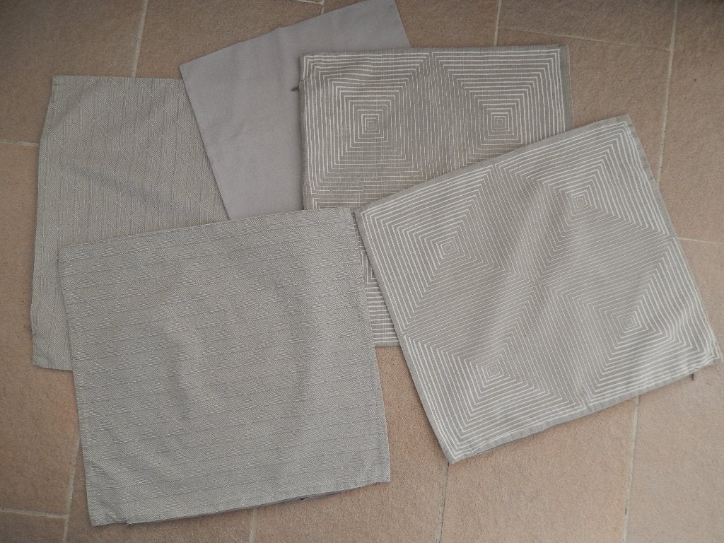 * H&M 5x lichtgrijze wit kussenhoes 50x50 cm *, Overige merken, Vierkant, Ophalen of Verzenden, Zo goed als nieuw
