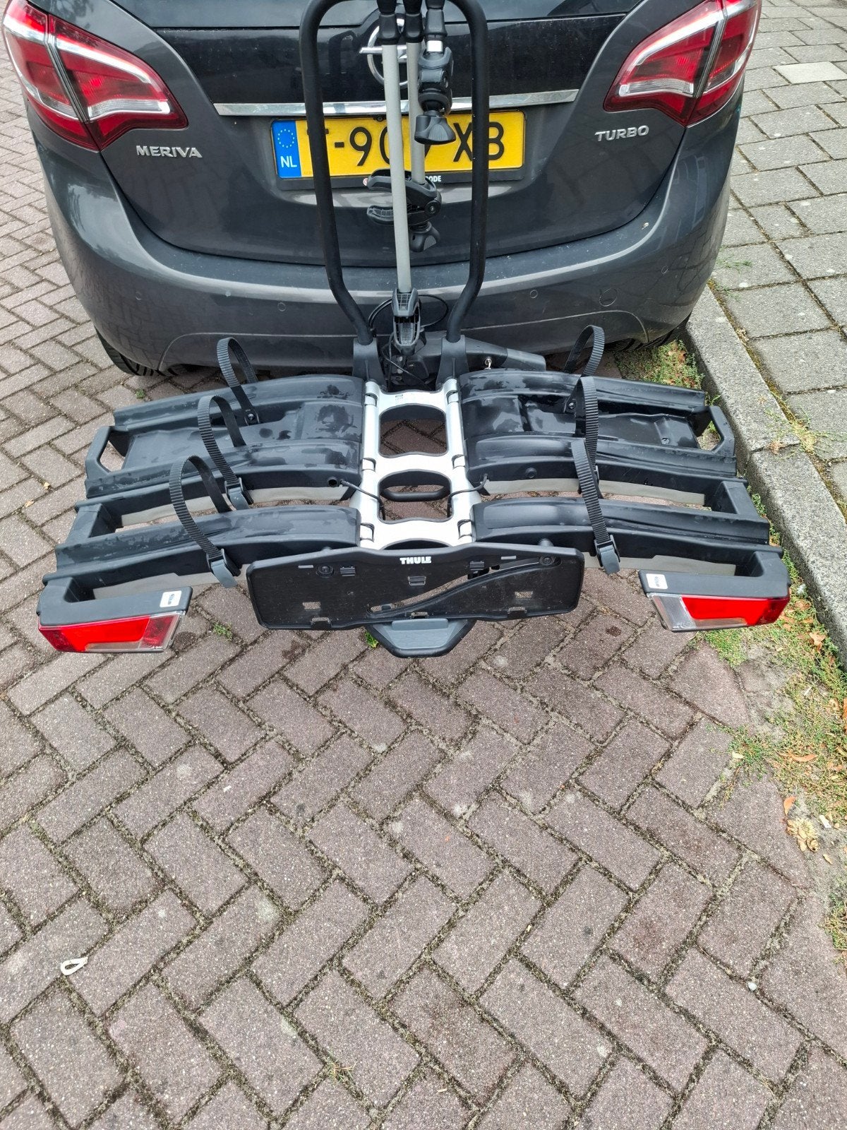 Thule EasyFold XT 934 trekhaak fietsendrager, Ophalen, 3 fietsen of meer, Elektrische fiets, Zo goed als nieuw