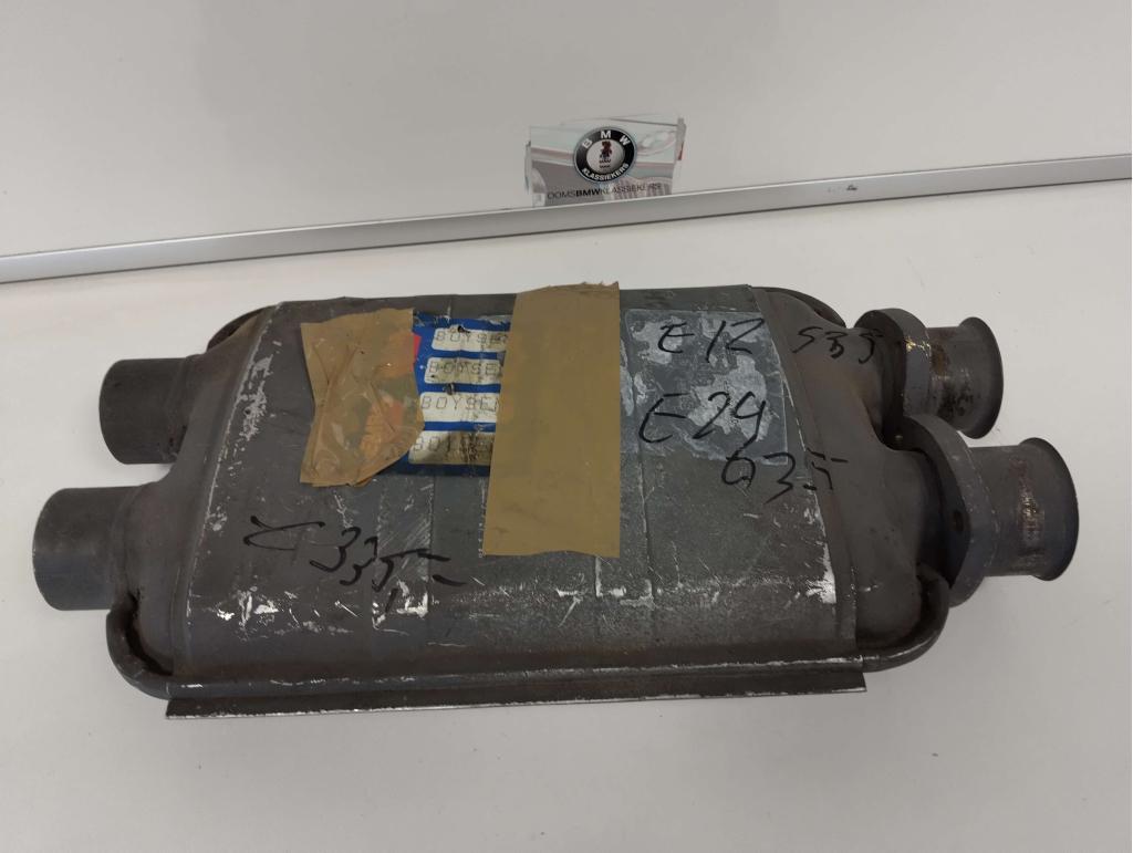 BMW 535i E12 + 635csi E24 Voorste uitlaatdemper 18121175387, Niet ingevuld, Niet ingevuld, Nieuw, Ophalen of Verzenden