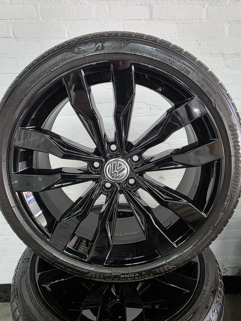 19 inch orig. VW T-Roc R Suzuka velgen 2GA601025F, Auto-onderdelen, Banden en Velgen, 19 inch, Gebruikt, Banden en Velgen, Ophalen of Verzenden