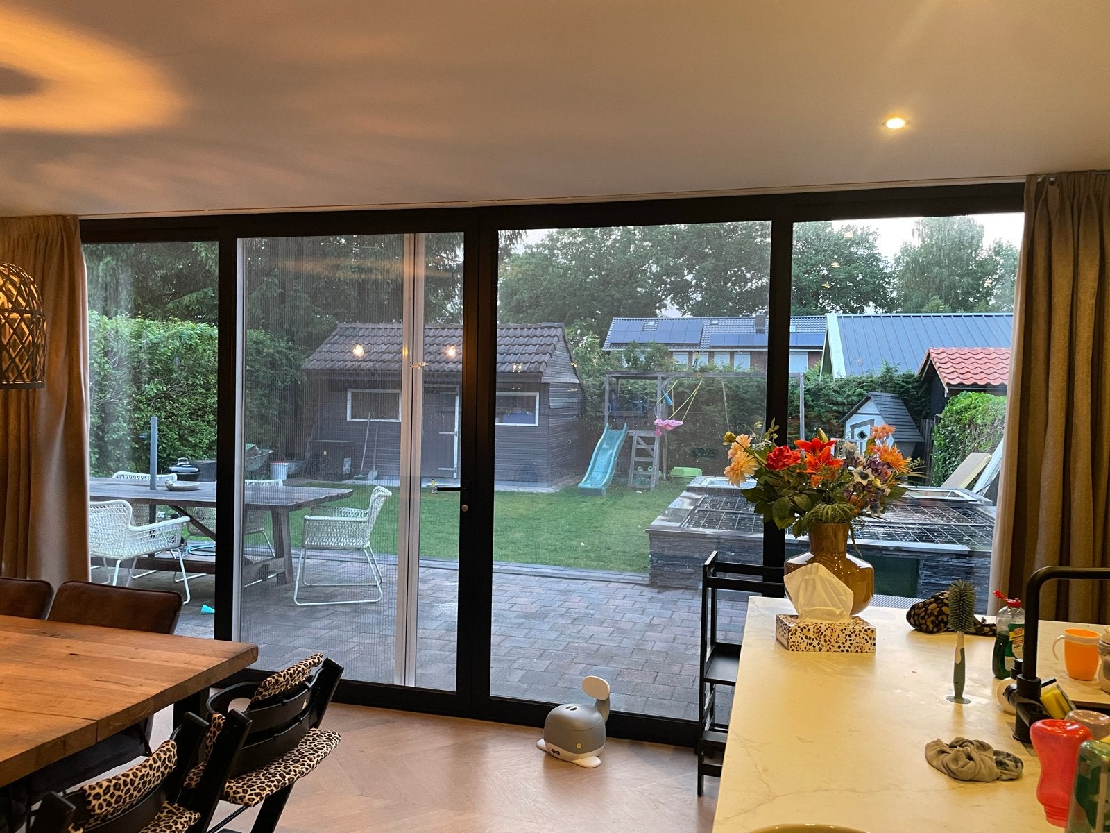 Grote aluminium schuifpui, 4-delig, zwart/wit, dubbel glas, Doe-het-zelf en Verbouw, Kozijnen en Schuifpuien, Gebruikt, Schuifpui