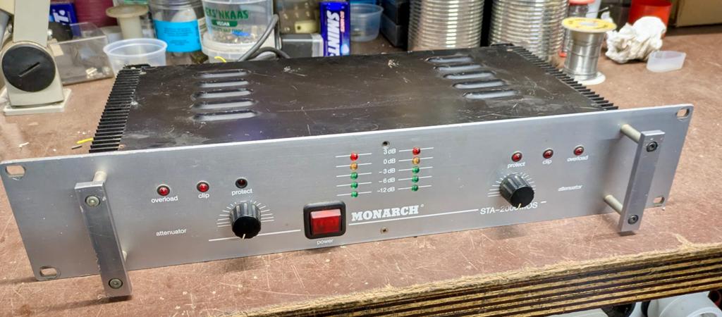 Vintage Monarch STA-2000MOS PA-versterker - niet getest, Audio, Tv en Foto, Versterkers en Receivers, 120 watt of meer, Ophalen