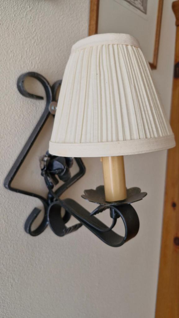 Vintage Smeedijzeren Wandlamp met Stoffen Kap, Ophalen