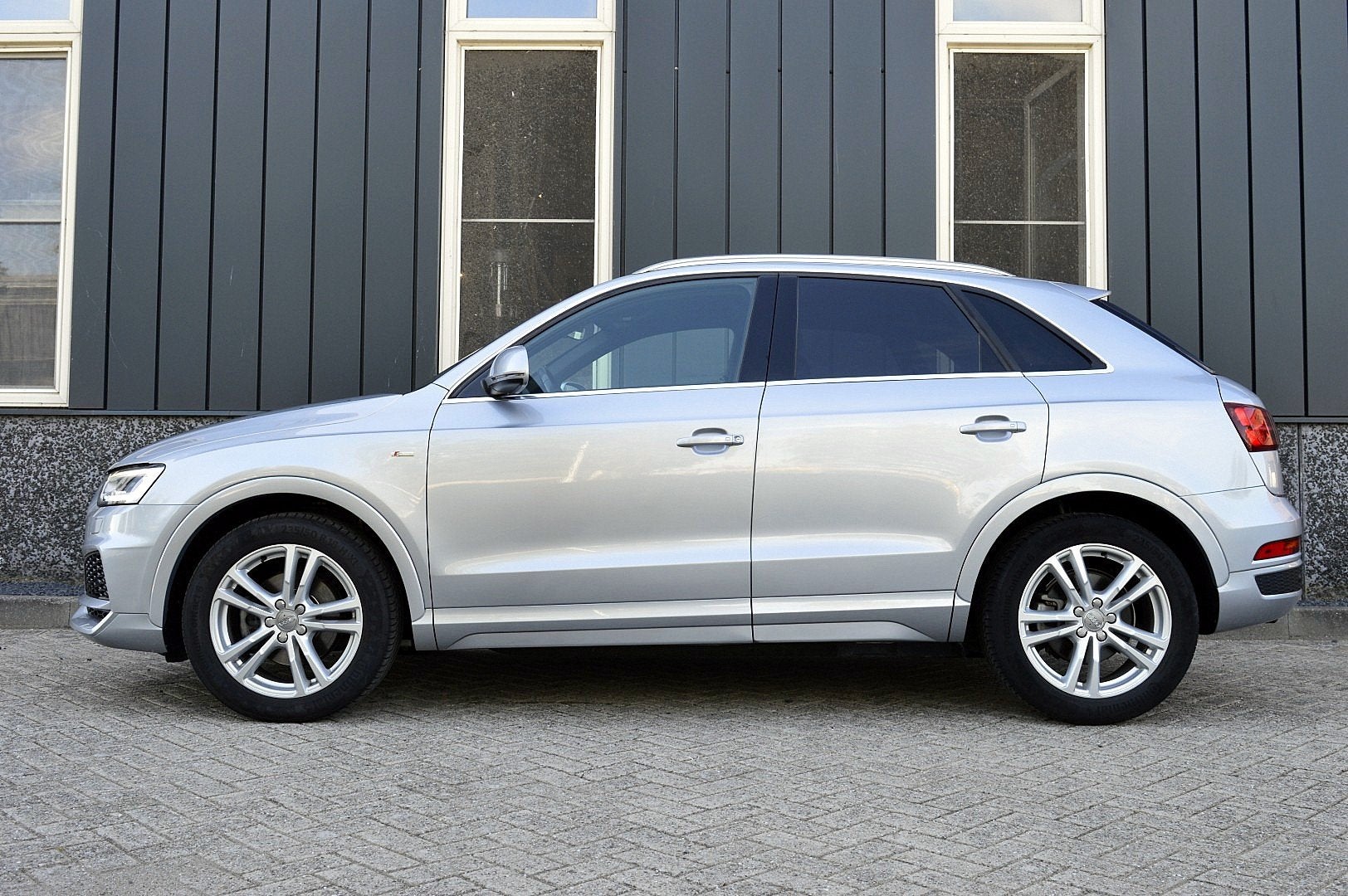 Audi Q3 1.4 TFSI CoD S-Line B+B Sport Advance Sport Rijklaar, 1380 kg, 4 cilinders, Automatische klimaatregeling, Origineel Nederlands