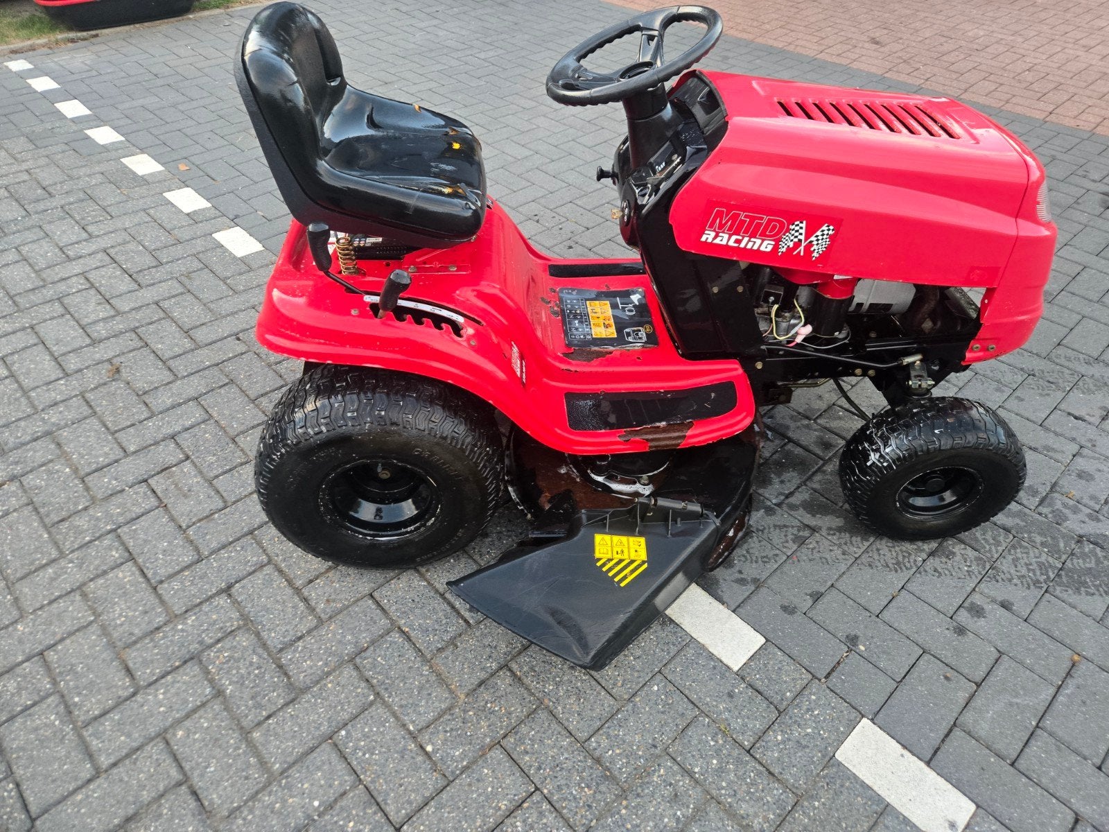 zitmaaier mtd automaat
17/5pk b&s, Ophalen of Verzenden, Zo goed als nieuw
