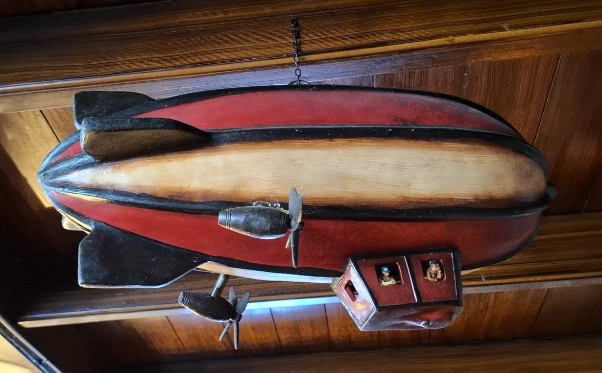 gezocht Ruby Lane zeppelin, Ophalen of Verzenden, Zo goed als nieuw