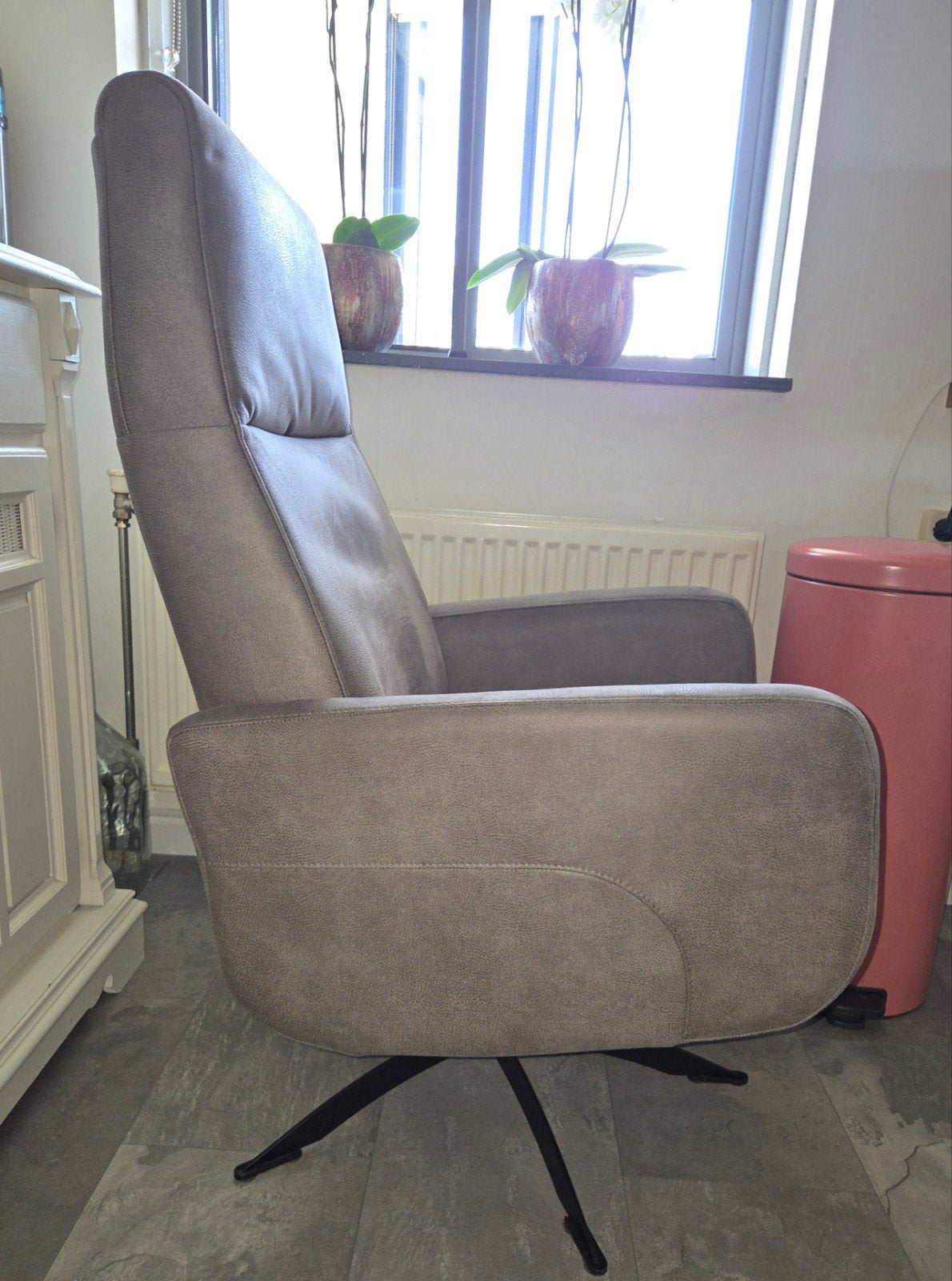 Foto 4 van Comfortabele relaxfauteuil - Grijs
