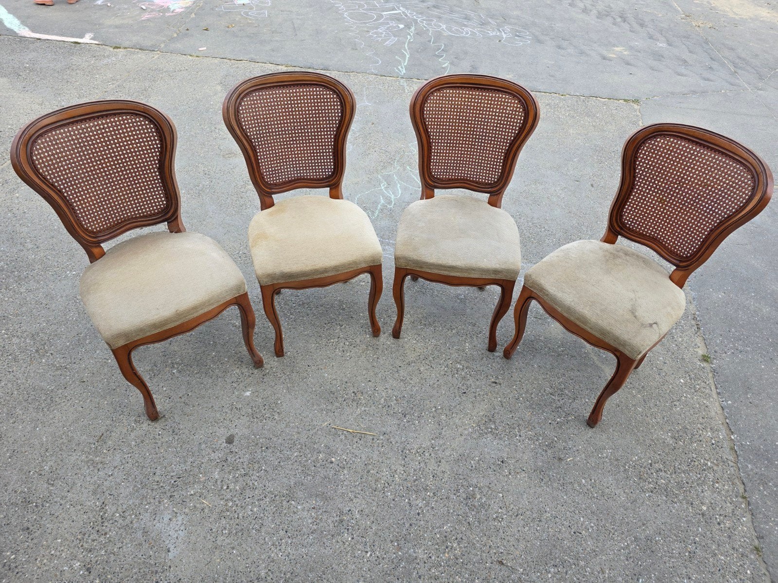 Gratis af te halen, 4 eetkamer stoelen, Ophalen, Gebruikt