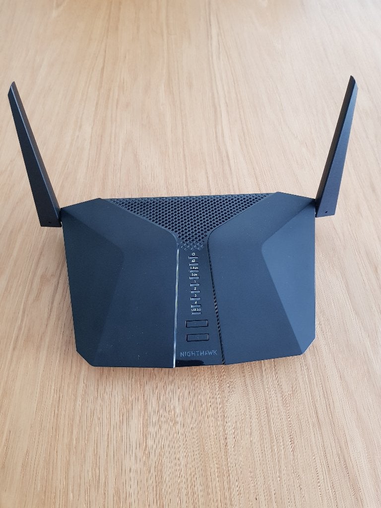 NETGEAR AX3000 (RAX40) Nighthawk AX4 4 stream wifi6 router, Ophalen, Zo goed als nieuw, Router, Netgear Nighthawk