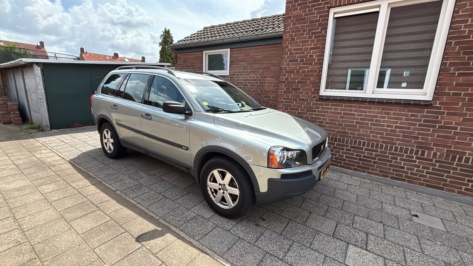 Volvo XC90 2.5 T handgeschakelde 7 zitter. Opknapper, Auto's, XC90, Beige, 7 stoelen, 2521 cc