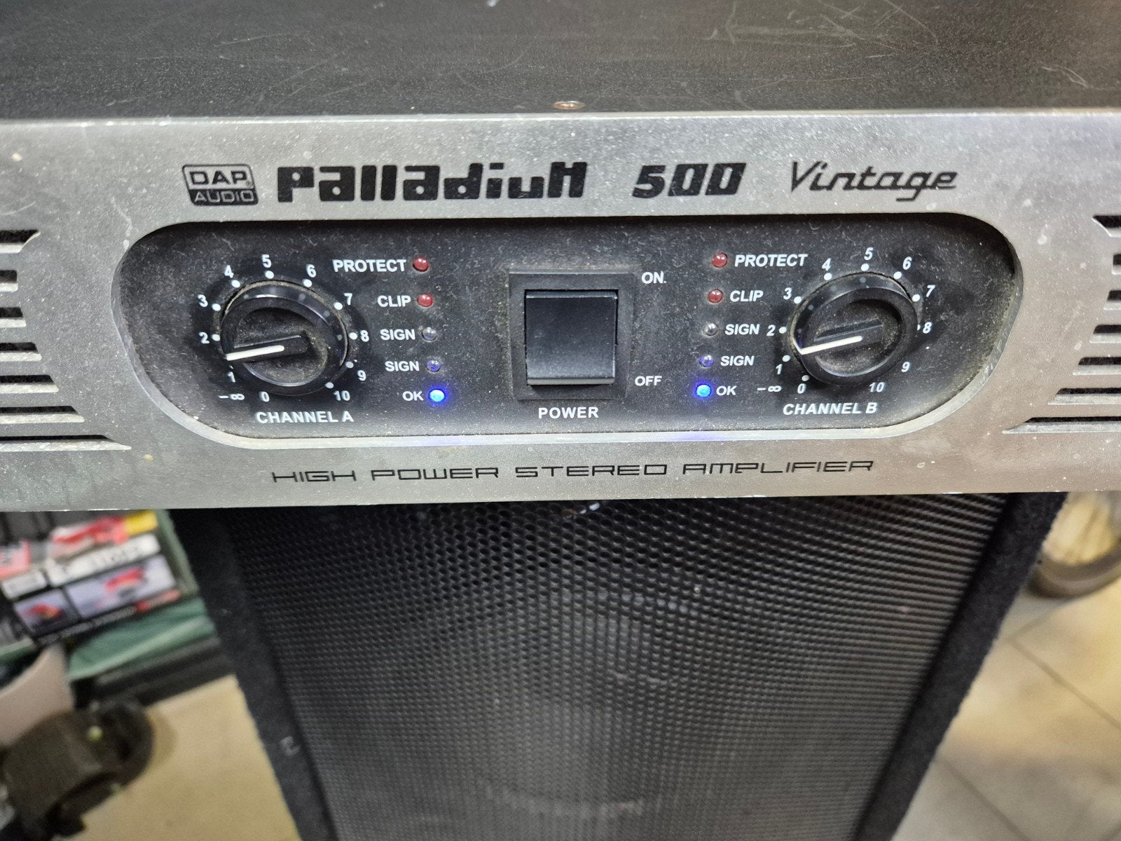 DAP audio versterker., Ophalen, Gebruikt, Minder dan 500 watt