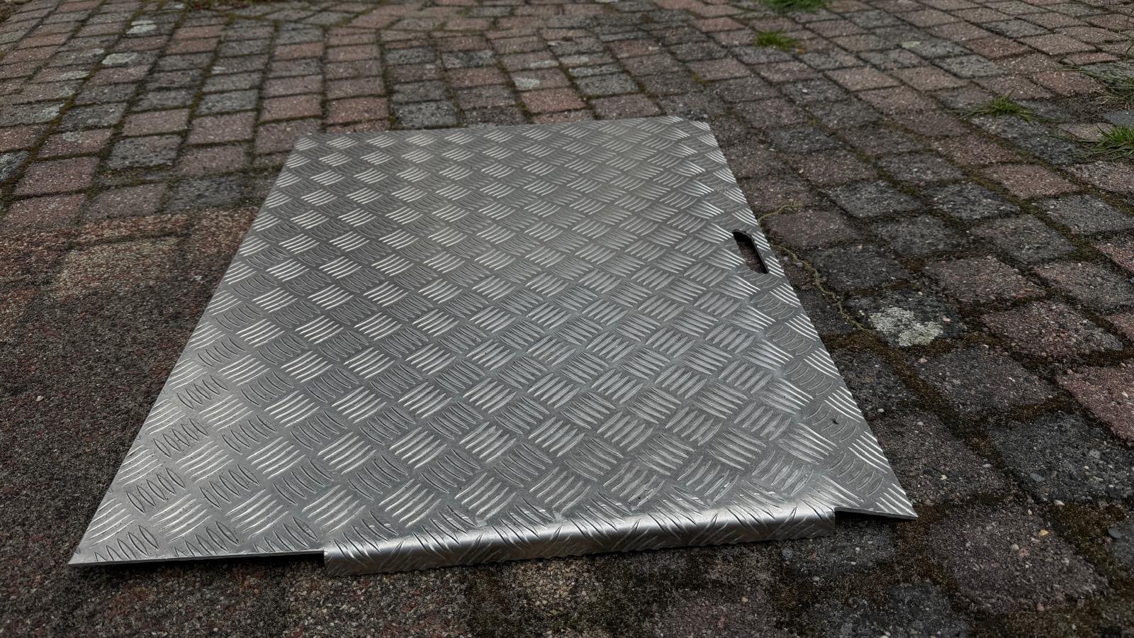 Aluminium rijplaat / drempelhulp Secucare, Doe-het-zelf en Verbouw, Ophalen, Zo goed als nieuw