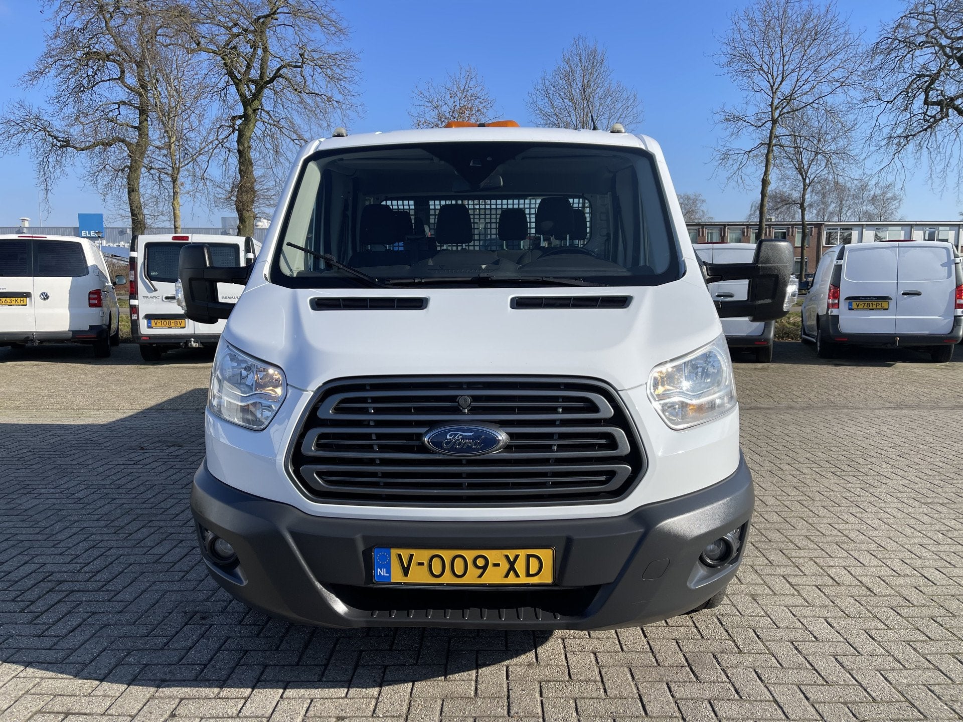 Ford Transit 350 2.0 TDCI L3H1 DC 7 persoons pickup / vaste, Auto's, Ford, Voorwielaandrijving, 4 cilinders, Met garantie (alle)