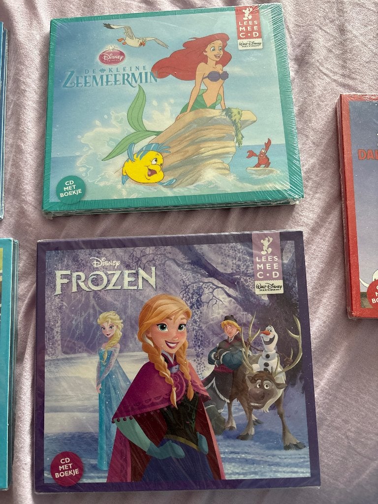 Disney cd met boekje 5 stuks, Ophalen of Verzenden, Overige figuren, Nieuw, Overige typen