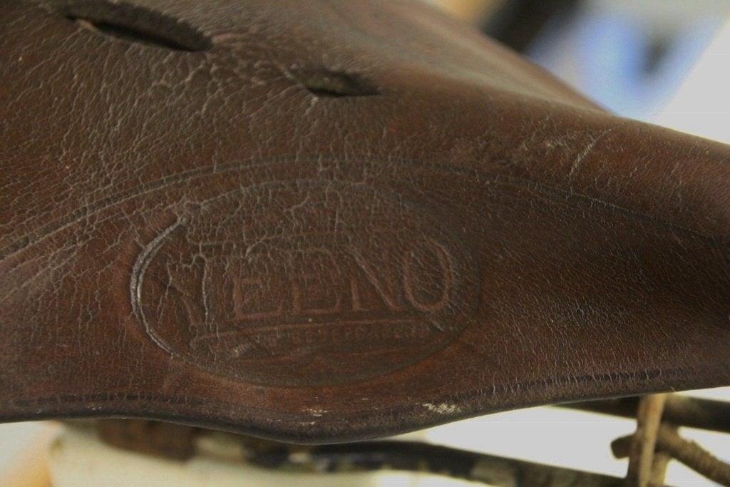 VEENO (transport) fiets - oldtimer rijwiel zadel leder, Fietsen en Brommers, Gebruikt, Leer, Veeno, Ophalen of Verzenden