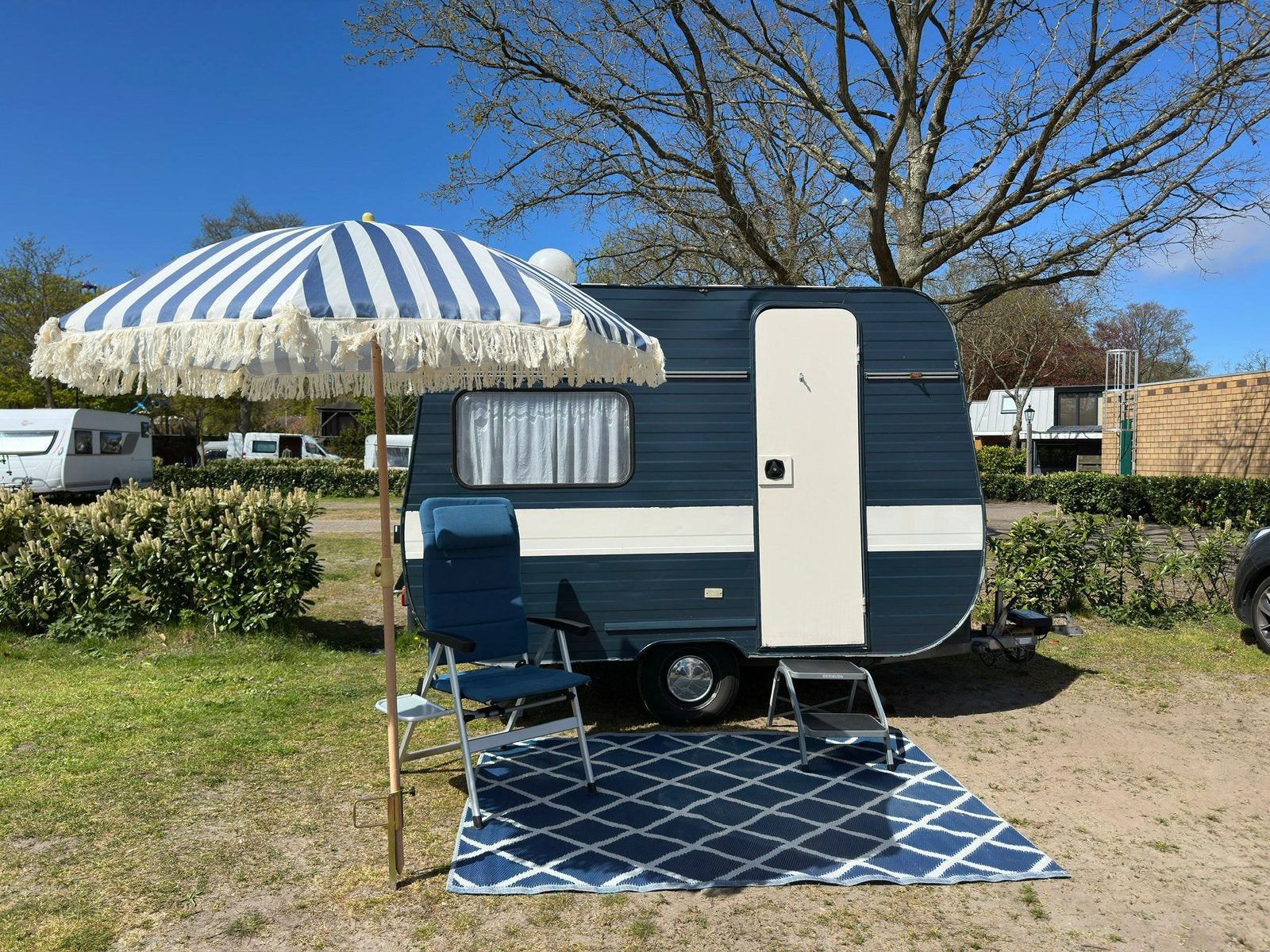 Adria 305 SL (1982), Overige typen, Particulier, Adria, 500 - 750 kg