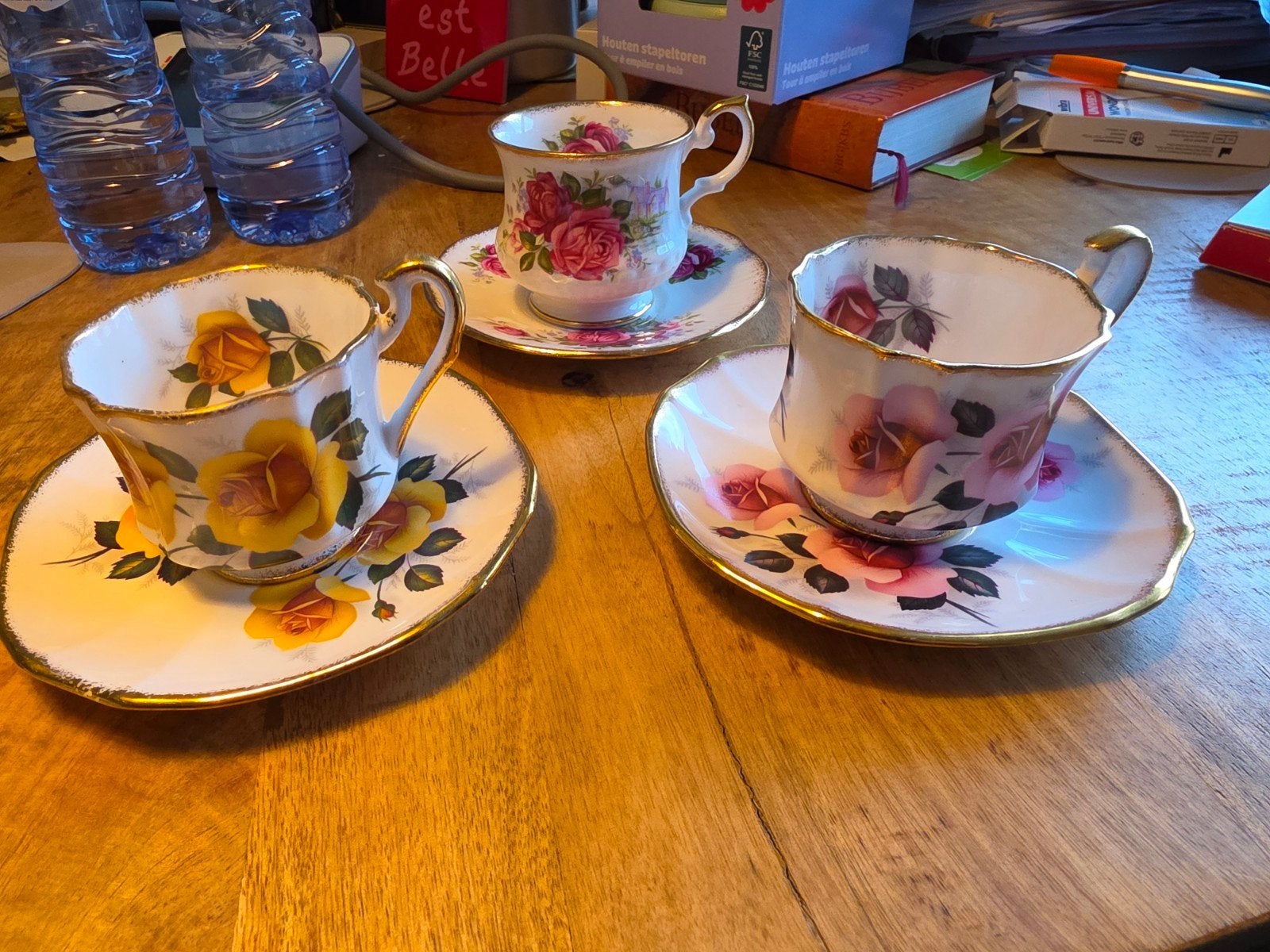 Drie Engelse Porseleinen Kop en Schotels (Vintage Bone China, Ophalen of Verzenden