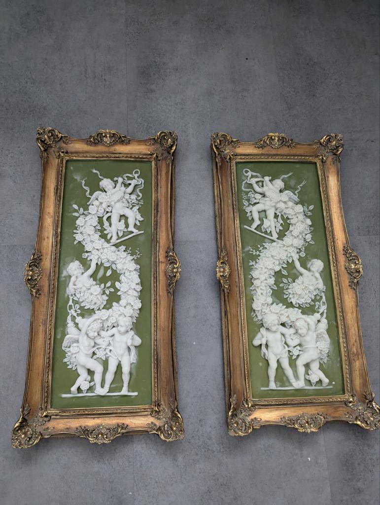 Set van 2 antieke putti reliëfs in barokke lijsten, Ophalen of Verzenden