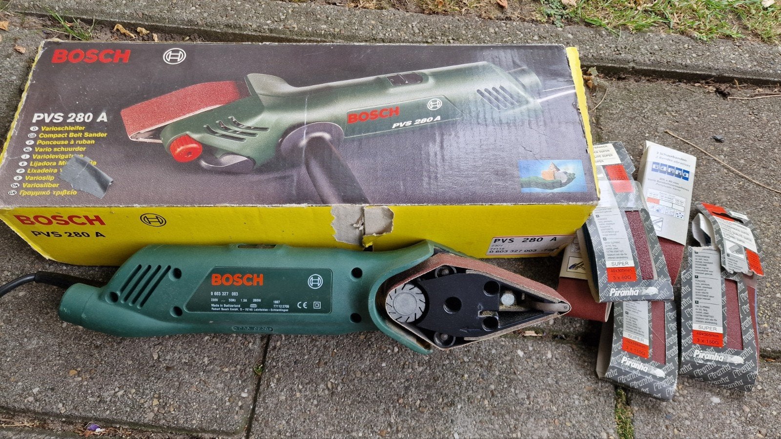 Bosch PVS 280 A Bandschuurmachine met extra schuurbanden, Ophalen of Verzenden, Gebruikt, Minder dan 600 watt, Bandschuurmachine