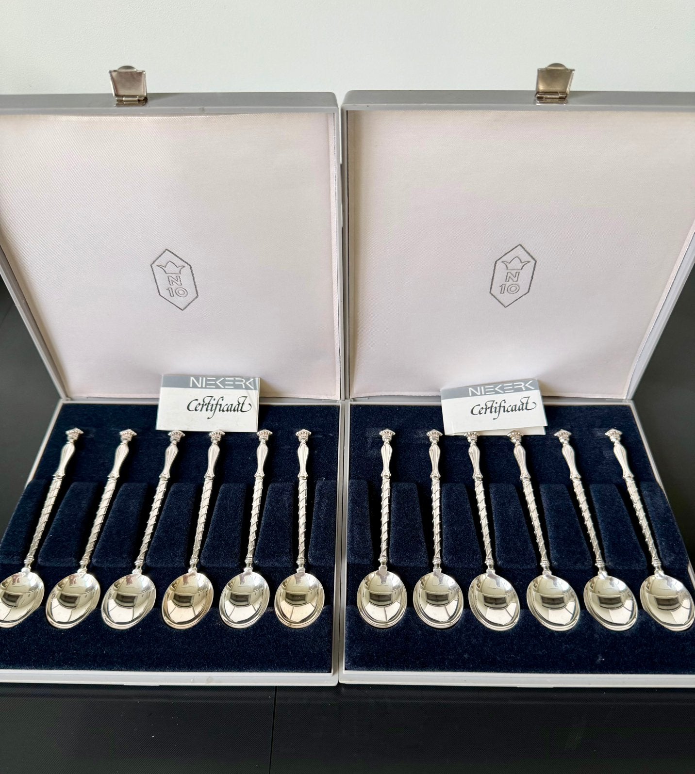 Niekerk 12 Verzilverde theelepels met kroontje van Niekerk, Ophalen of Verzenden, Zilver