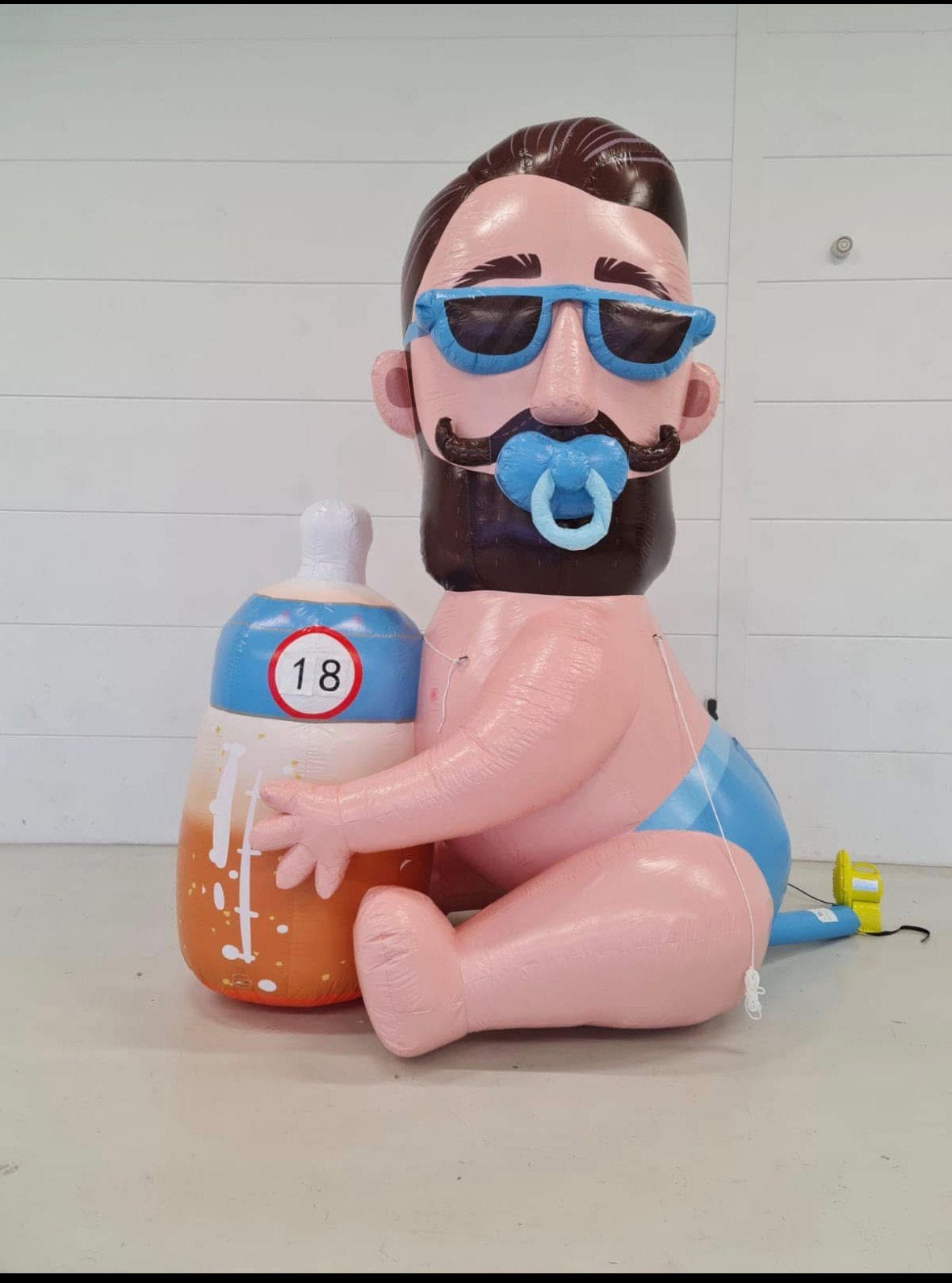 Abraham baby te huur!, Ophalen, Zo goed als nieuw, Abraham of Sarah