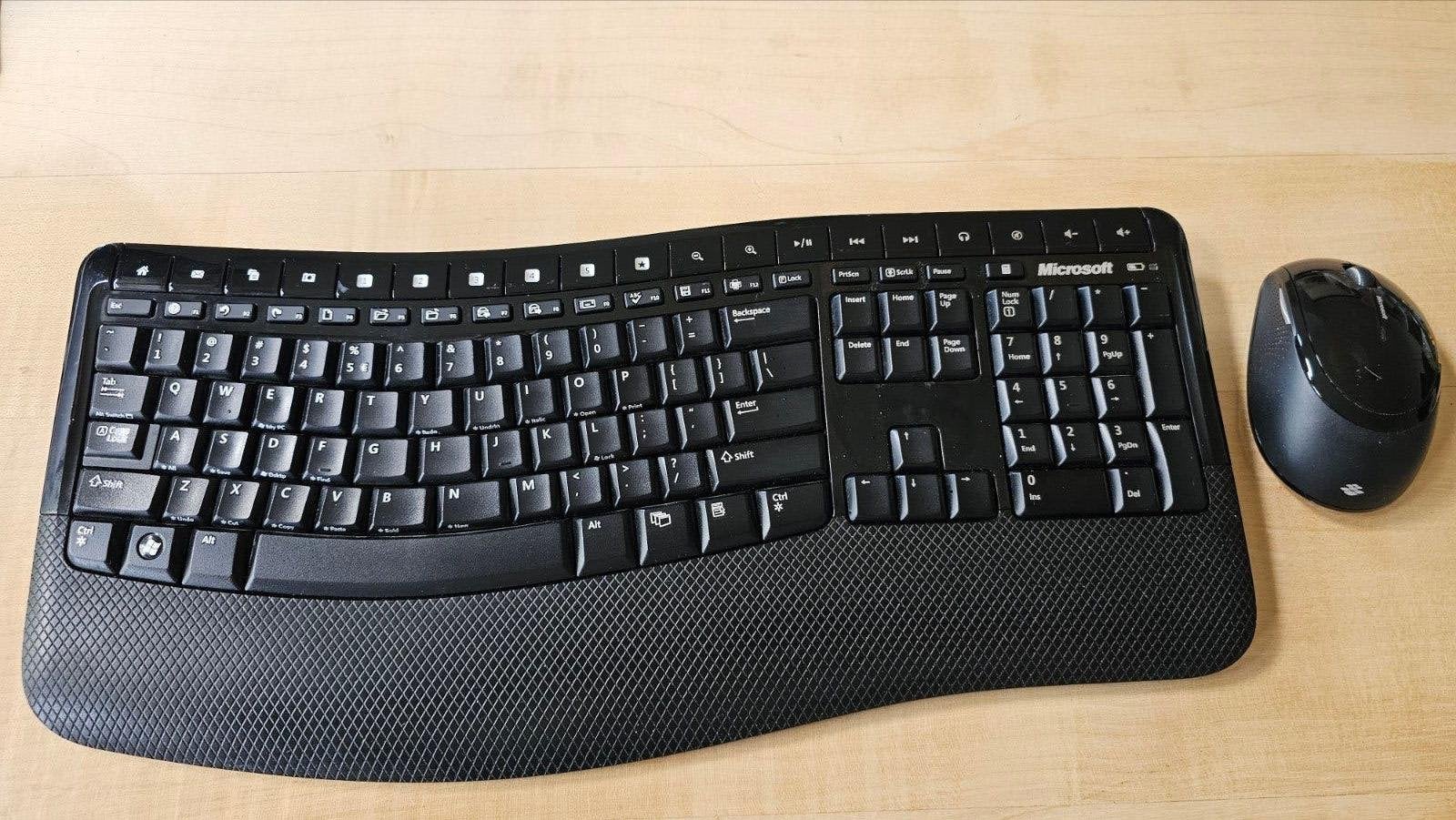 Microsoft Ergonomisch Toetsenbord en Muis Set 5000, Computers en Software, Ophalen, Gebruikt, Draadloos, Microsoft