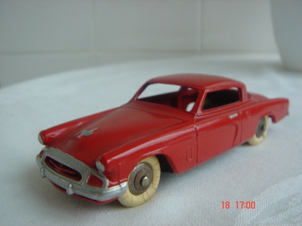 DINKY FRANCE STUDEBAKER COMANDER 24 Y 1955 RE-PAINT, Hobby en Vrije tijd, Modelauto's | 1:43, Ophalen of Verzenden, Gebruikt, Auto