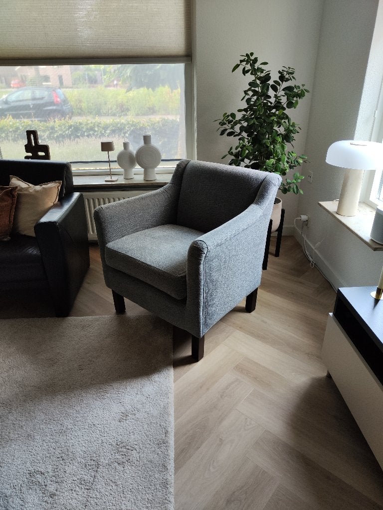 BELLA fauteuil Stof Taft grey poot koloniaal, Ophalen, Minder dan 75 cm, Zo goed als nieuw, Stof