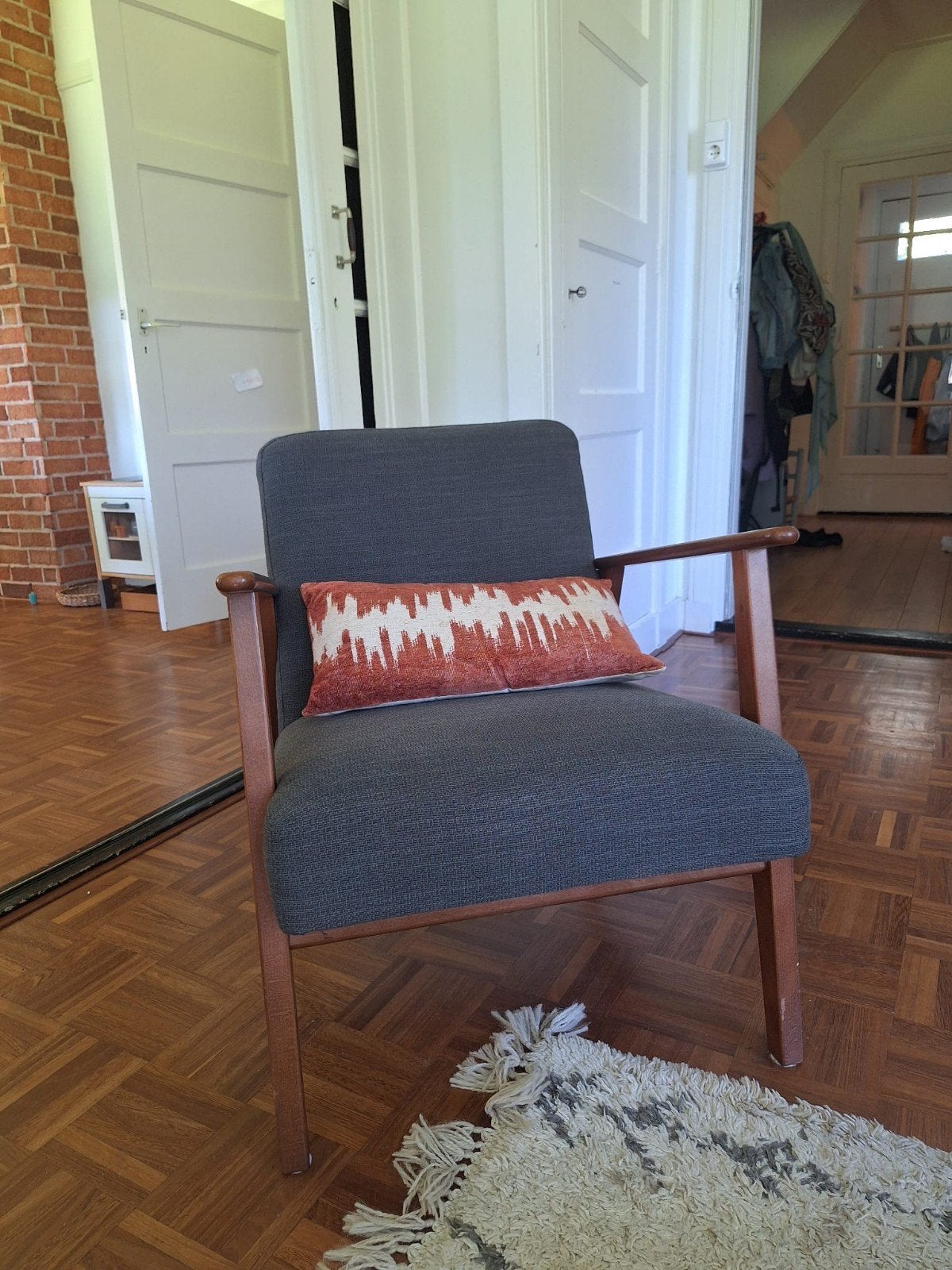 IKEA Ekenäset fauteuil - Grijs met houten frame, Gebruikt, Modern, Scandinavisch, Ophalen of Verzenden, Stof