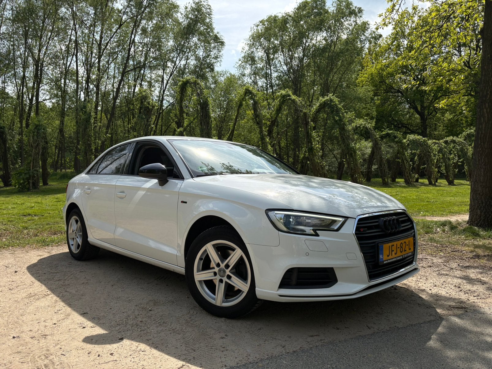 Audi A3 Sedan 2017 1.0 TFSI Wit 116PK 2017 Perfecte staat, Auto's, Voorwielaandrijving, 1160 kg, 115 pk, 3 cilinders