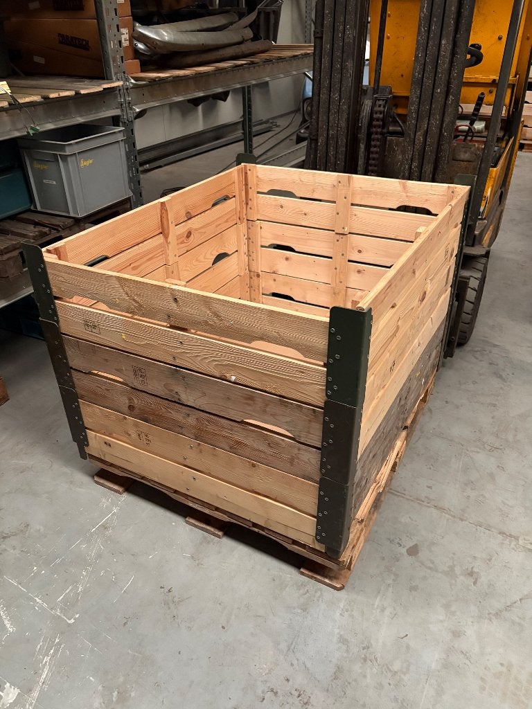 Pallet met 3 opzetranden, Ophalen, Gebruikt, 100 cm of meer, 60 cm of meer