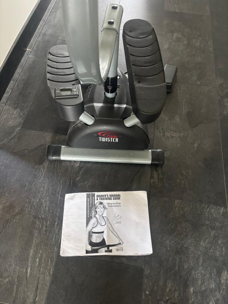 Fitness apparaat cardio , zie beschrijving, Sport en Fitness, Fitnessapparatuur, Ophalen, Stepapparaat, Zo goed als nieuw, Metaal