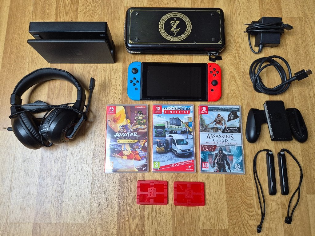 Nintendo Switch V2 met 3 spellen, alle accessoires + extra!, Switch 2019 Upgrade, Met 2 controllers, Ophalen of Verzenden, Zo goed als nieuw