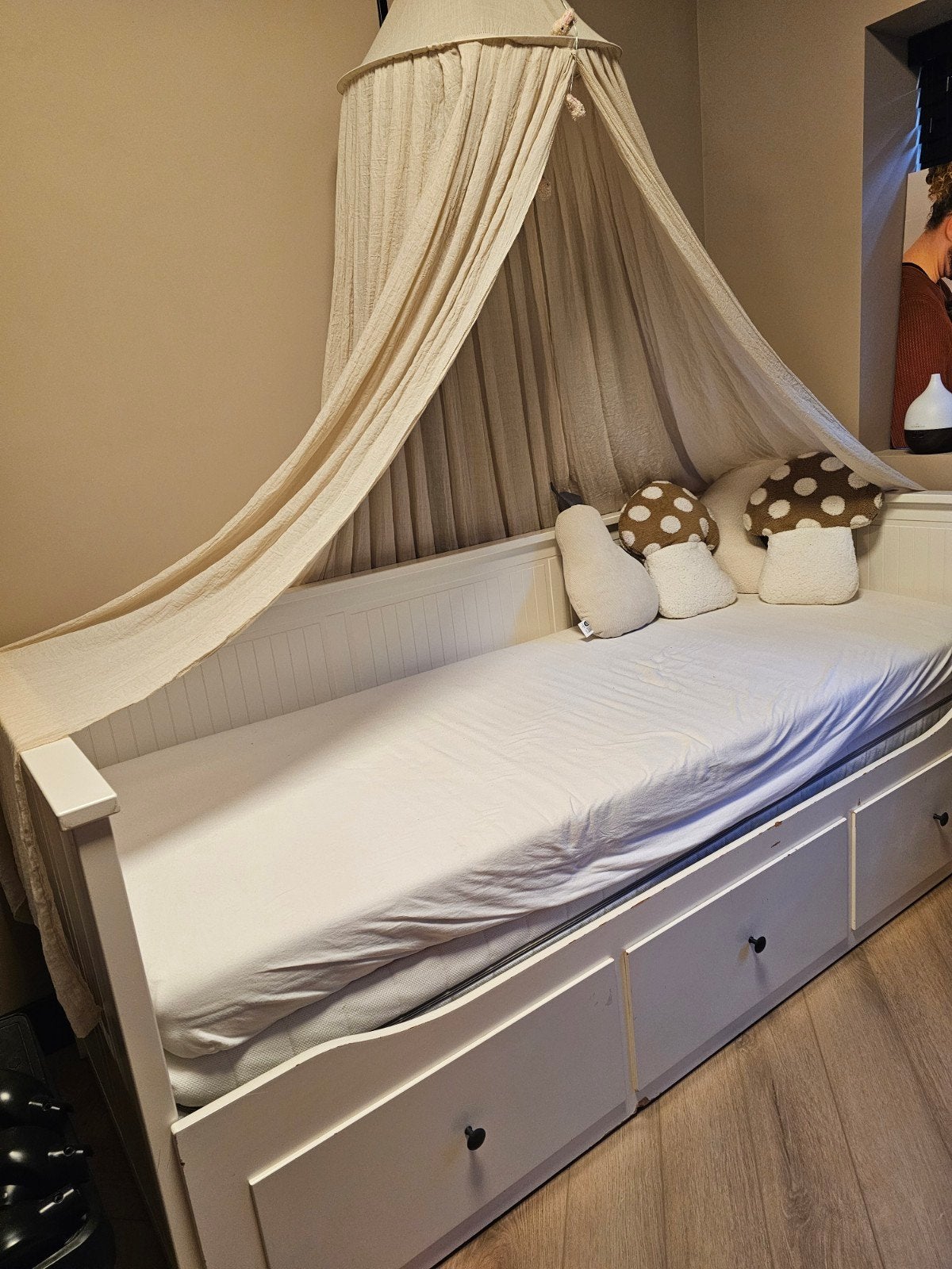 Ikea Hemnes bedbank met 3 lades - Wit, Ophalen, Gebruikt, Eenpersoons, Wit