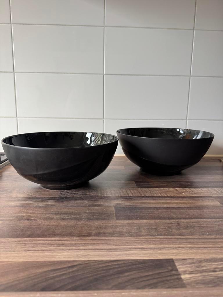 Wedgwood black basalt lunar shape 225 grote schalen, Ophalen of Verzenden, Wedgwood, Porselein, Schaal of Schalen
