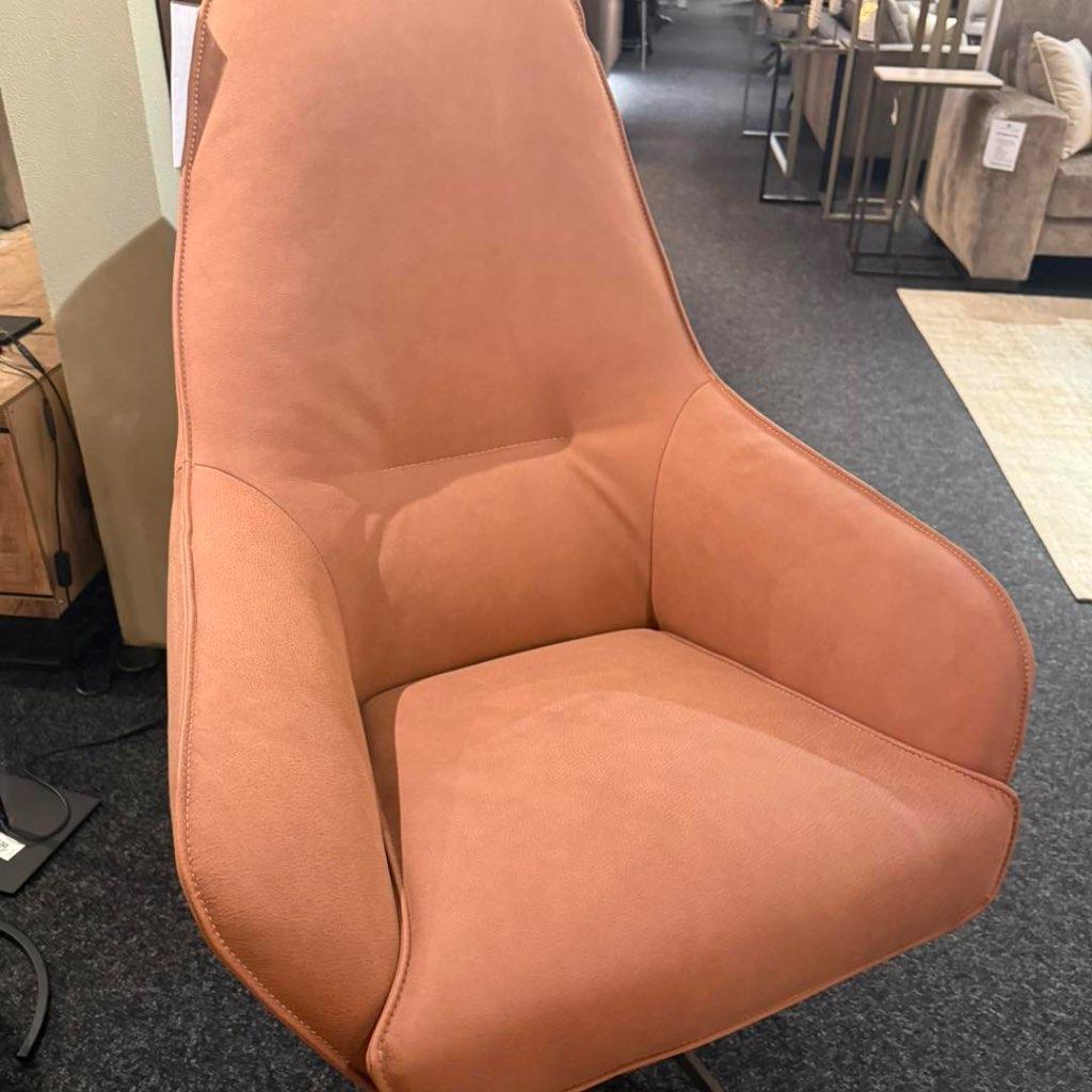 Comfortable fauteuil Ilona Hoge rug, Energieweg 64 Druten, Nieuw, Info@dsmeubel.nl, 50 tot 75 cm
