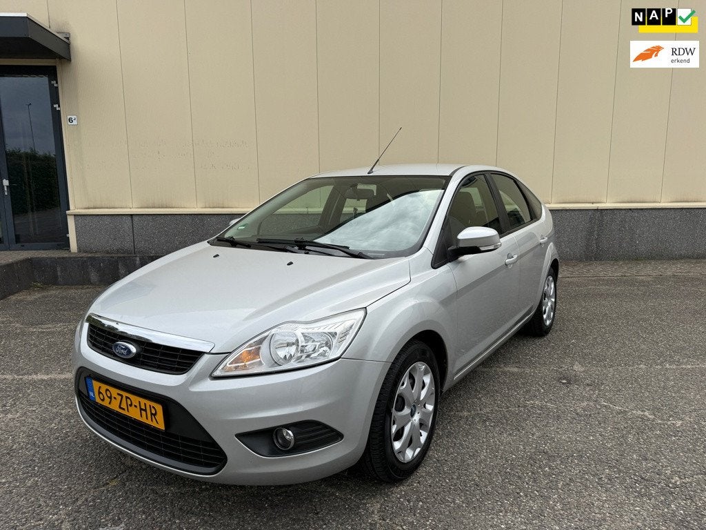 Ford Focus 1.6 Trend Nieuwe APK !, Auto's, 1596 cc, Gebruikt, Zwart, 4 cilinders